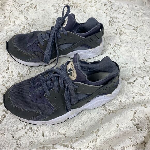 Nike Huarache Running Sneakers   - Picture 1 of 8